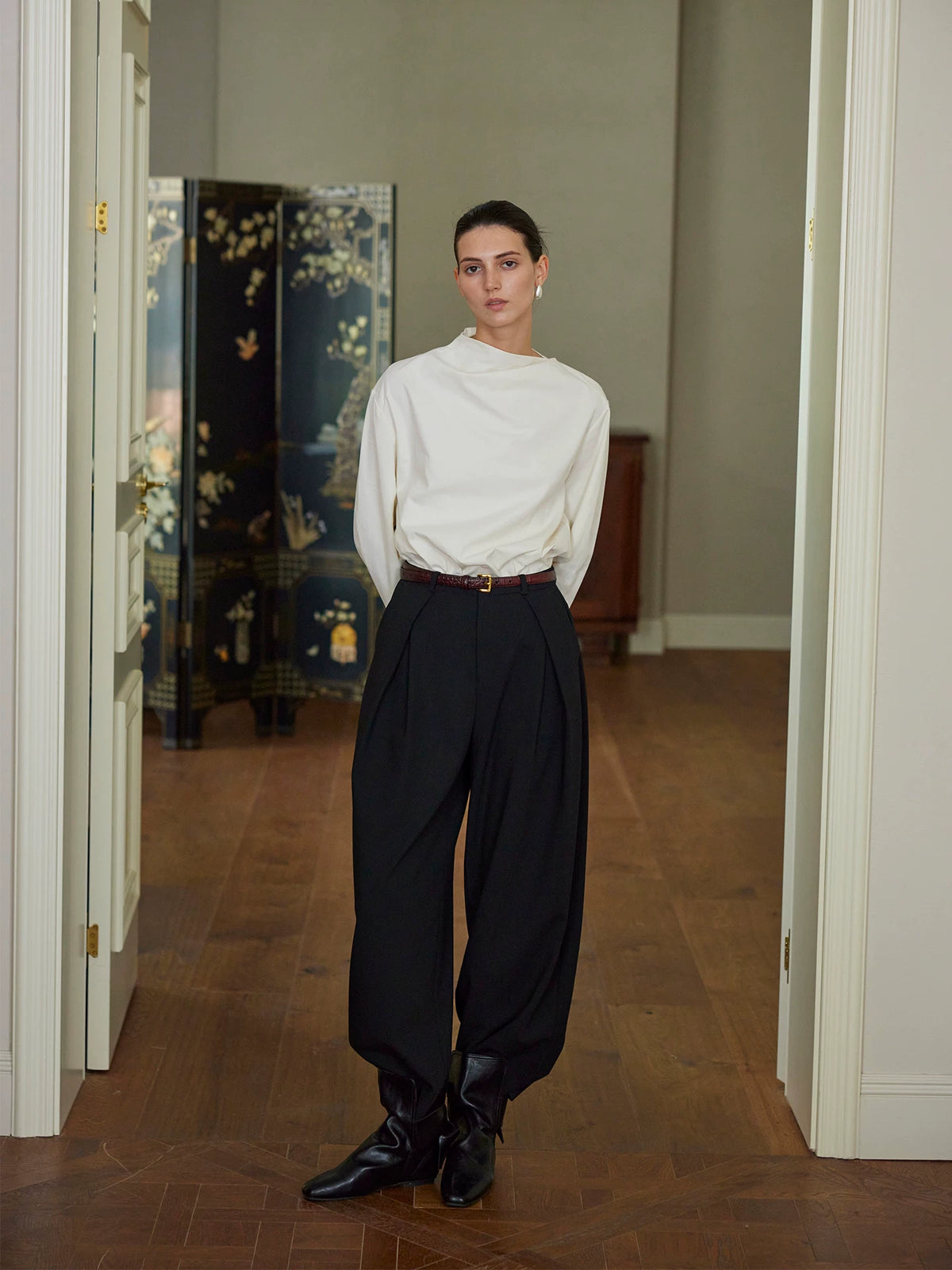 MOOFEEL Stand-Collar Shirt