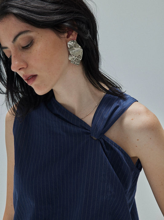 MOOFEEL Asymmetric Striped Top