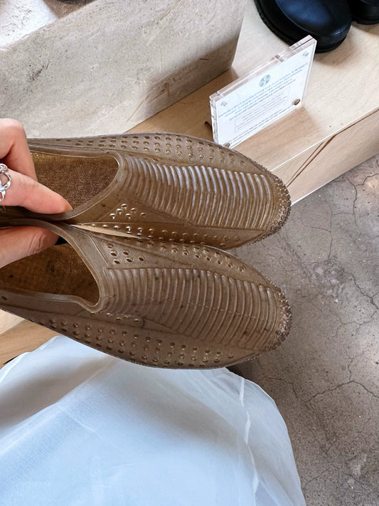 Unisex Lightweight Water Clogs – Breathable Beach Sandals