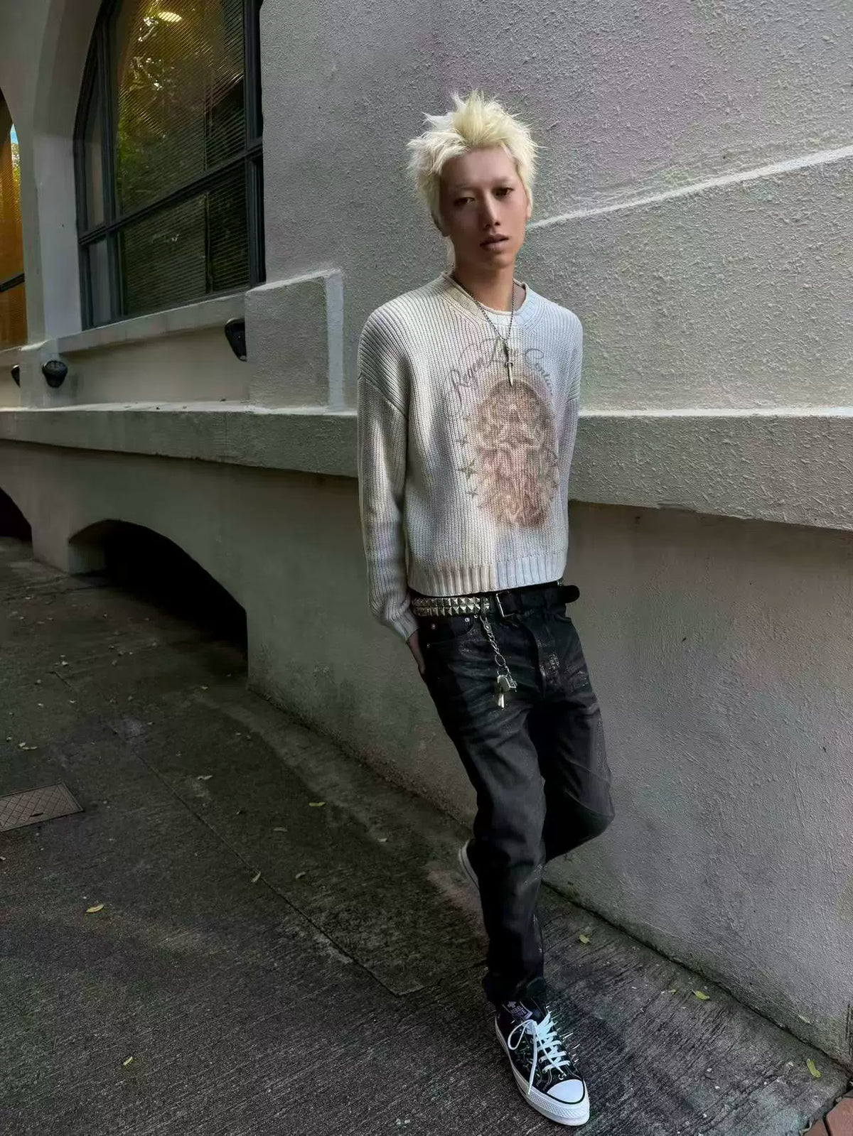 Star Orbit Relaxed Cropped Sweater