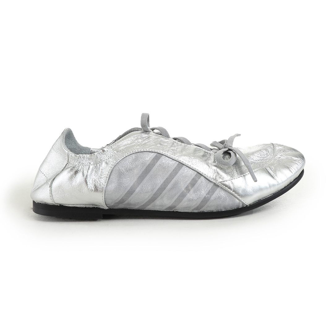 Thin-Soled Strap-On Ballet Flats