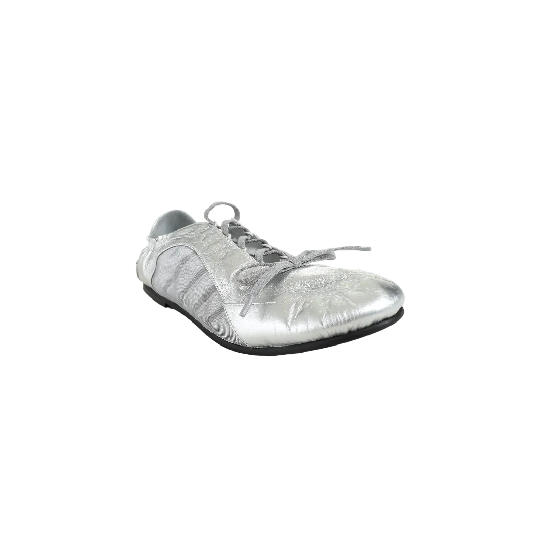 Thin-Soled Strap-On Ballet Flats