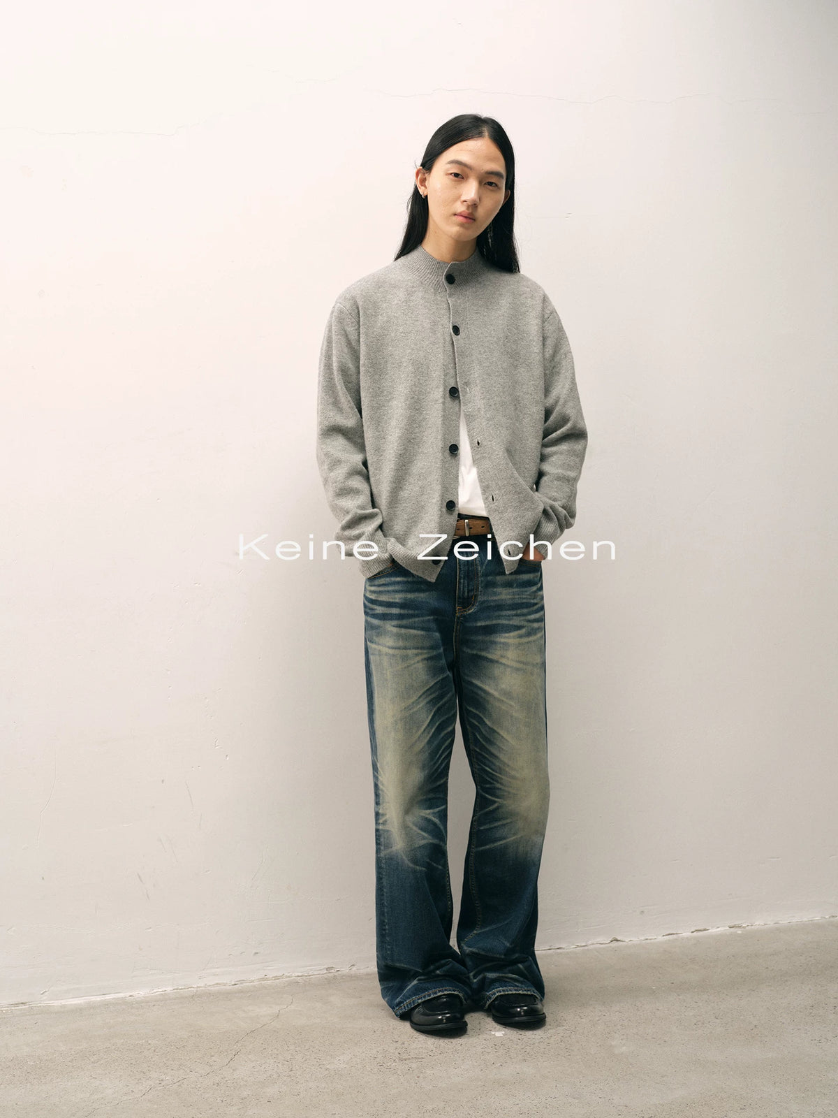 Relaxed Straight-Leg Gradient Blue Vintage Washed Jeans
