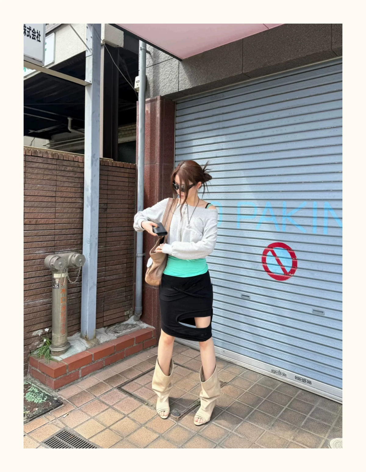 2026年新款时尚感圆头鱼嘴褶皱露趾堆堆靴百搭粗跟辣妹时尚中筒靴
