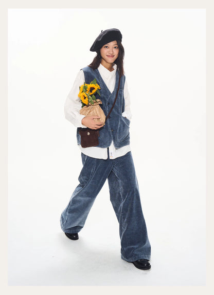 Washed Corduroy Denim Vest model view