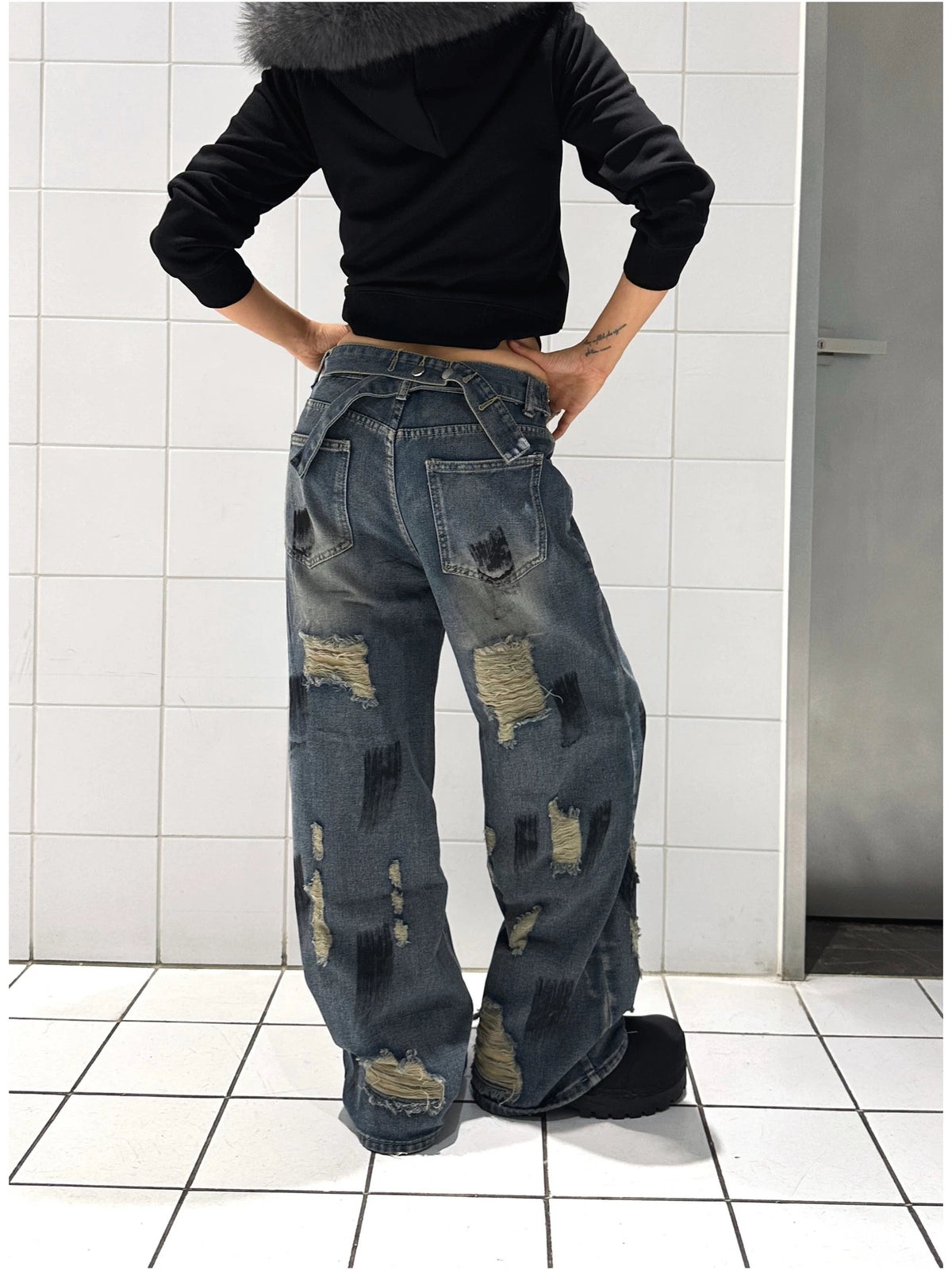 Distressed Wide-Leg Jeans