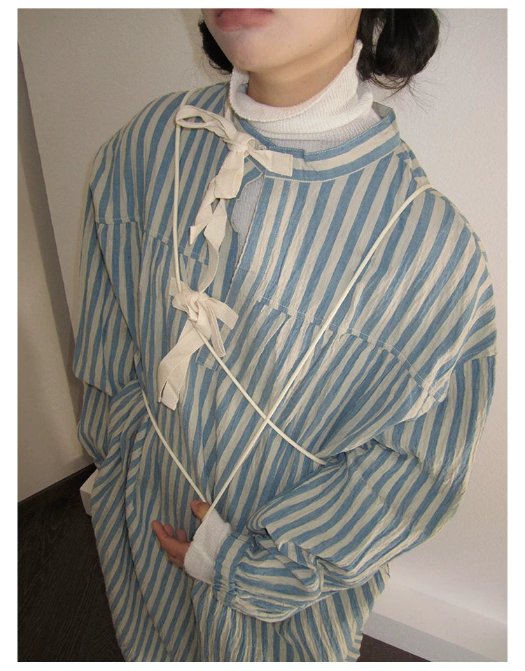 Lockeres Streifen-Hemdkleid