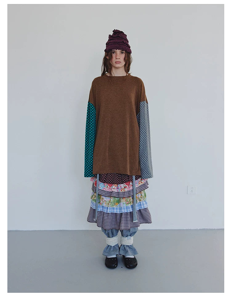 Langarm-Sweatshirt mit braunen Streifen und Polka Dots