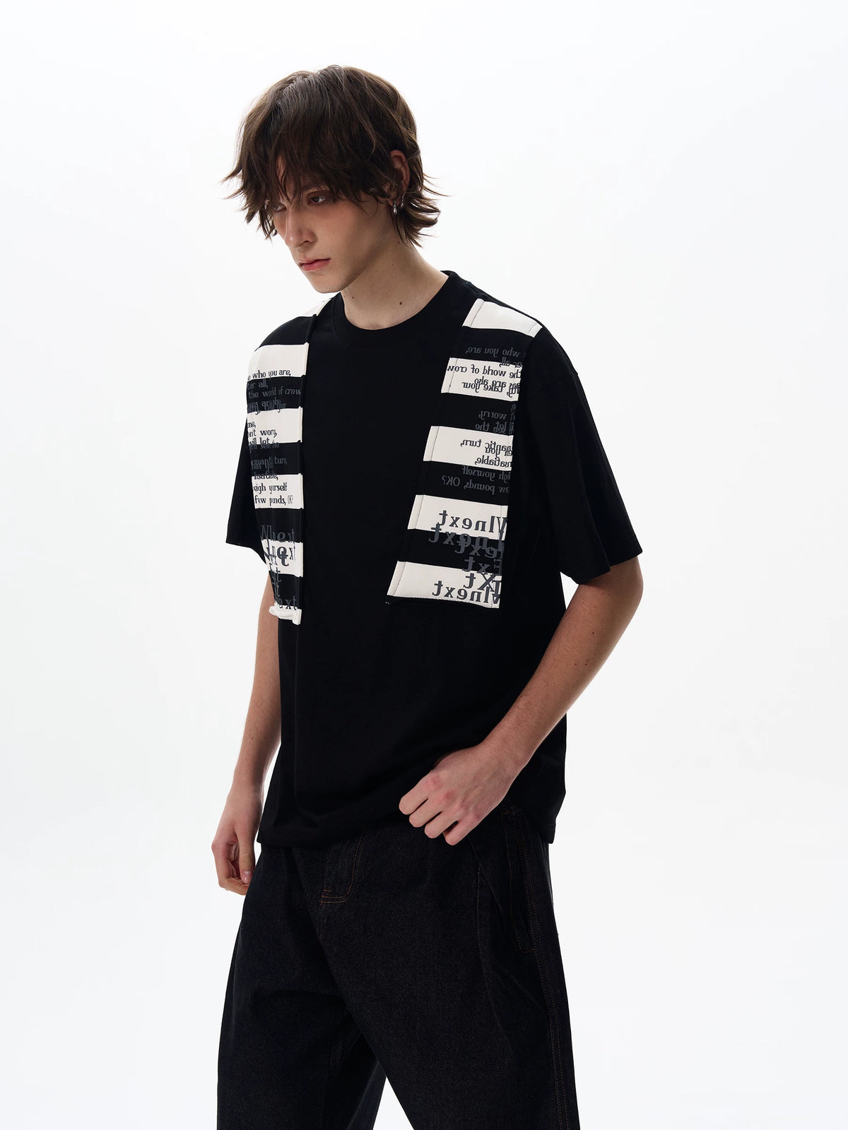 Graphic Knit-Panel Short-Sleeve T-Shirt