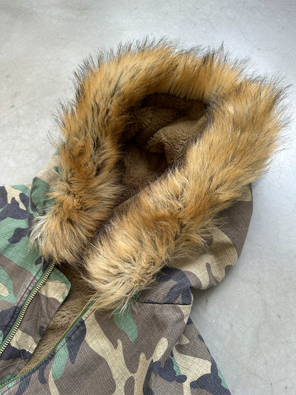 Close-up of hood with faux-fur trim