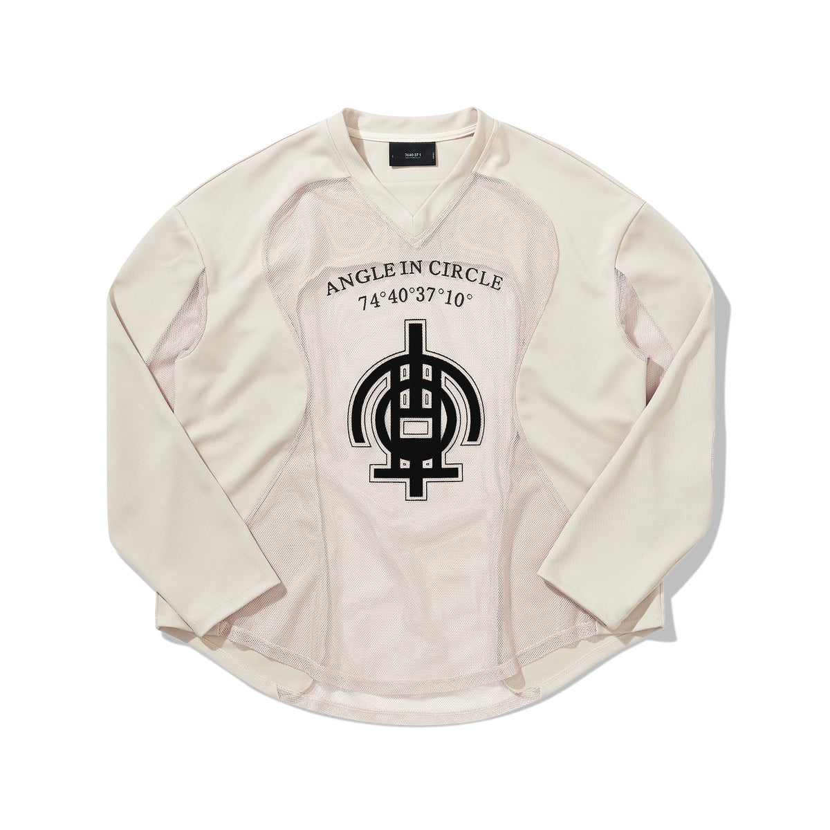 7440 37 1 Badge Cutout Mesh Long-Sleeve T-Shirt