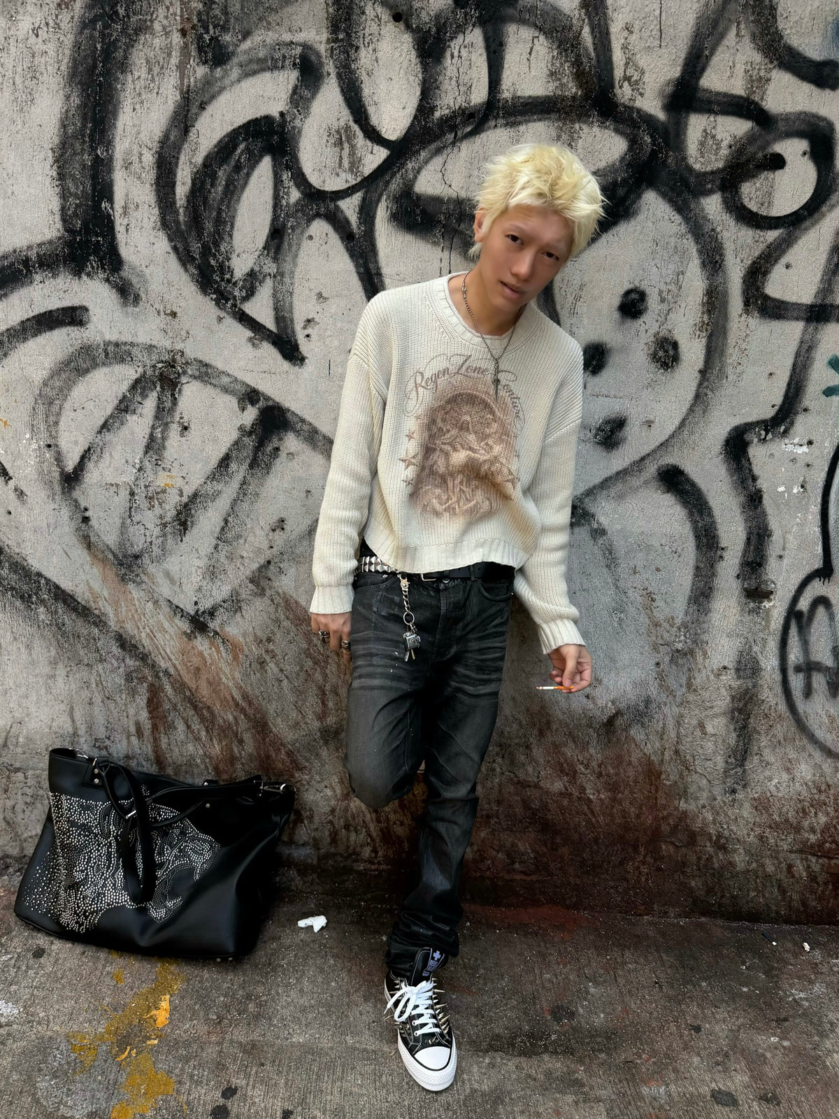 Star Orbit Relaxed Cropped Sweater