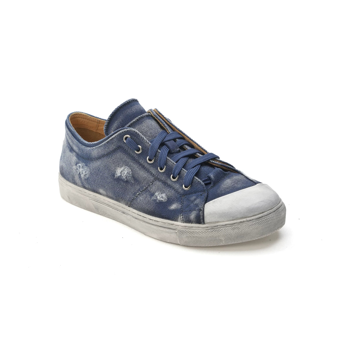 Distressed Washed Double-Tongue Platform Canvas Sneakers