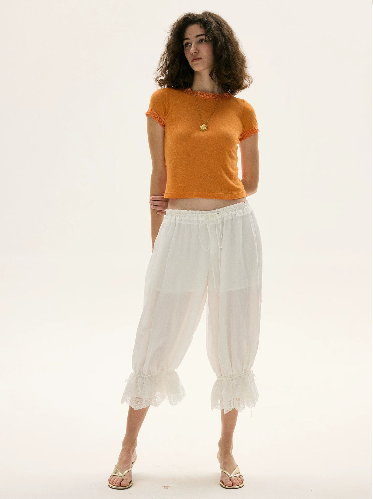 Lace-Trim Cropped Balloon Pants - 360 view 4