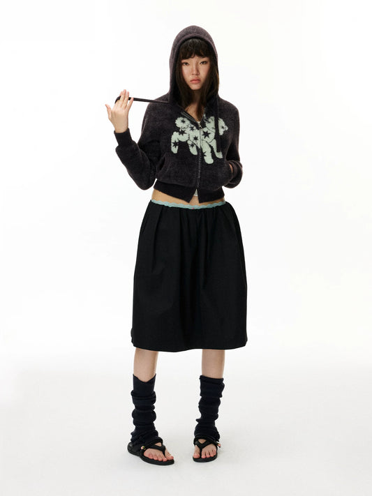 Sudadera con capucha y cremallera de flores peludas