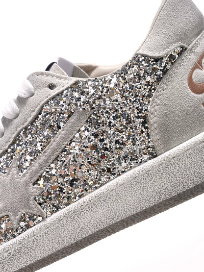 Graue Glitzer-Meteor-Distressed-Sneaker