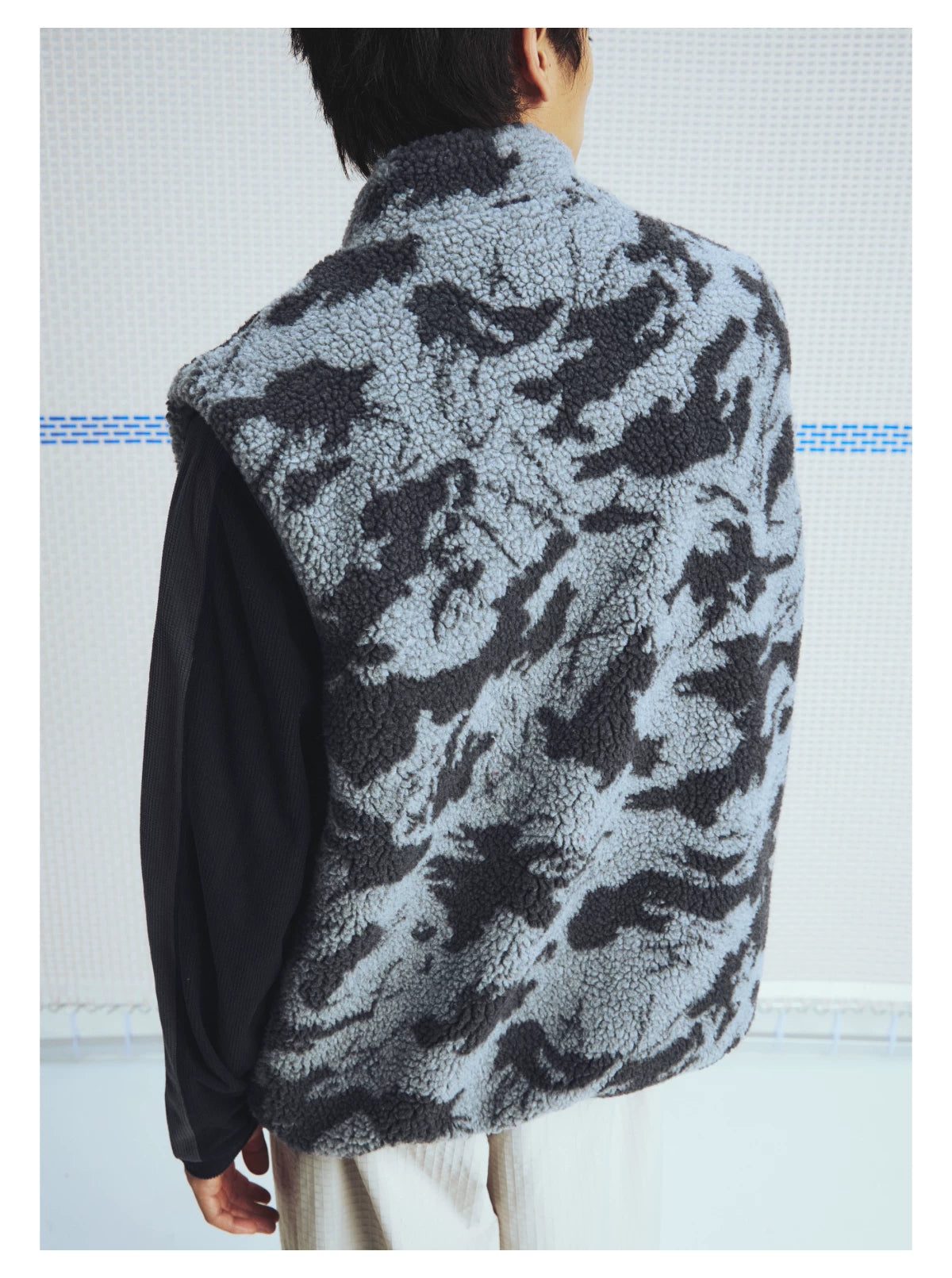 Reversible Camo and Leopard Sherpa Vest - view 4