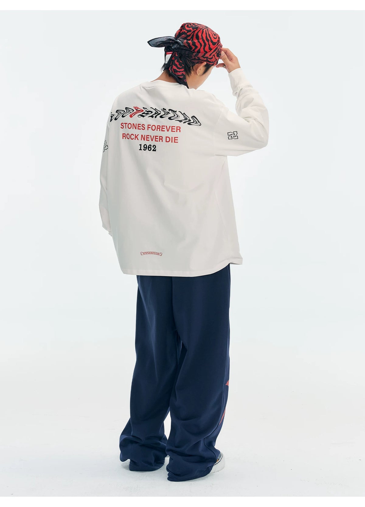 Graphic Star Embroidered Sweatpants