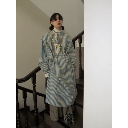 Lockeres Streifen-Hemdkleid