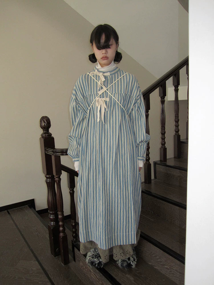 Lockeres Streifen-Hemdkleid