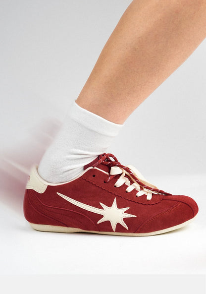 red color-block training shoes