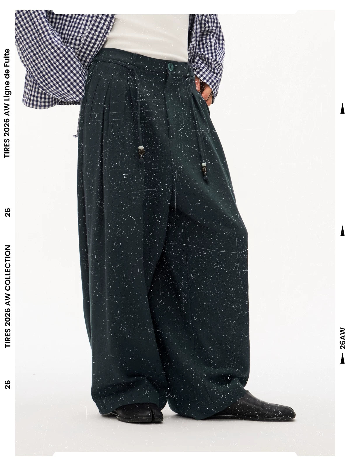 Relaxed Wide-Leg Trousers
