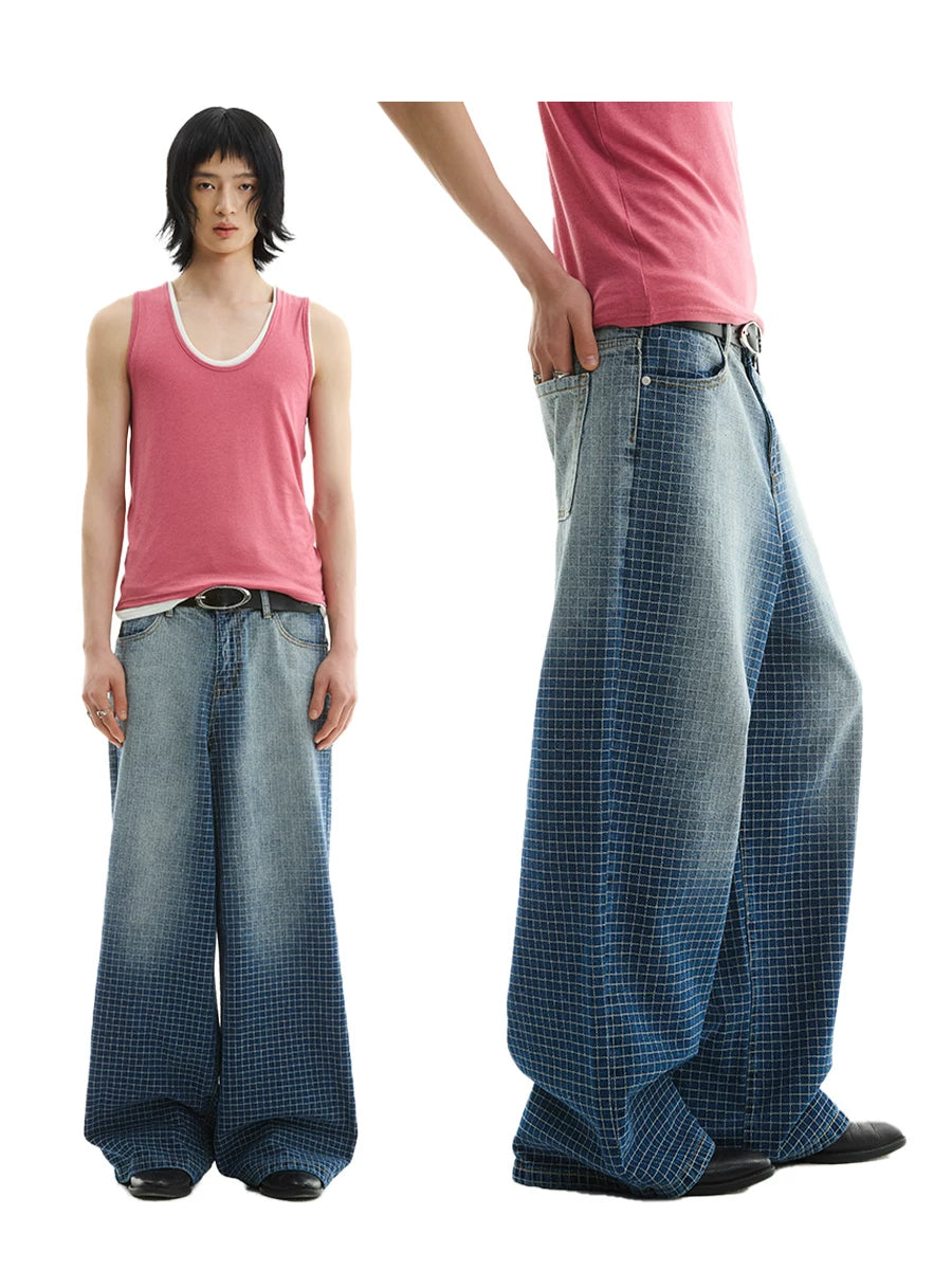 Embroidered Gradient Wash Straight-Leg Jeans