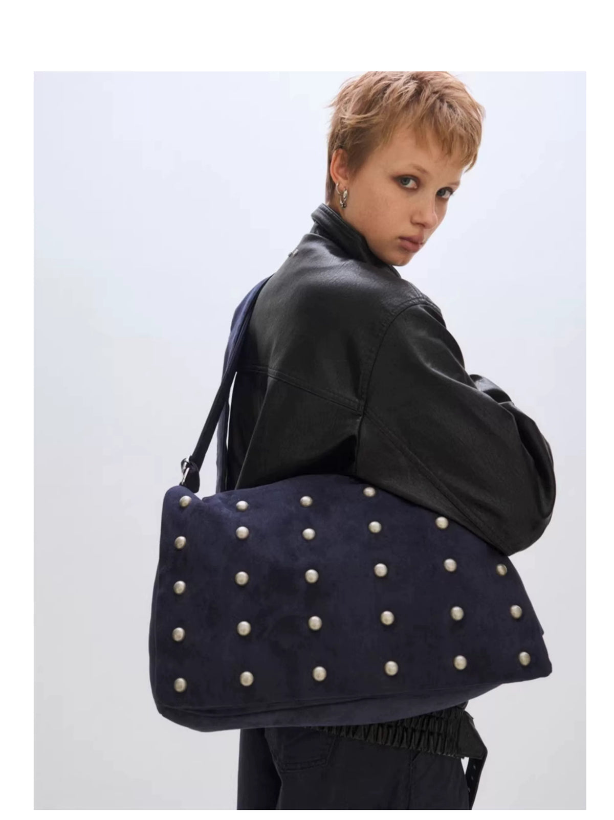 Studded Wide Strap Large Capacity Shoulder Bag in navy on model