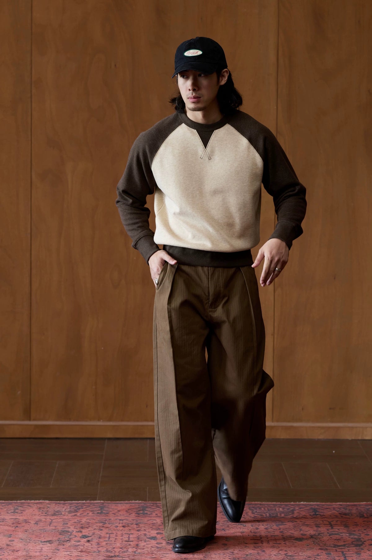 Colorblock Raglan Sweatshirt in apricot and brown