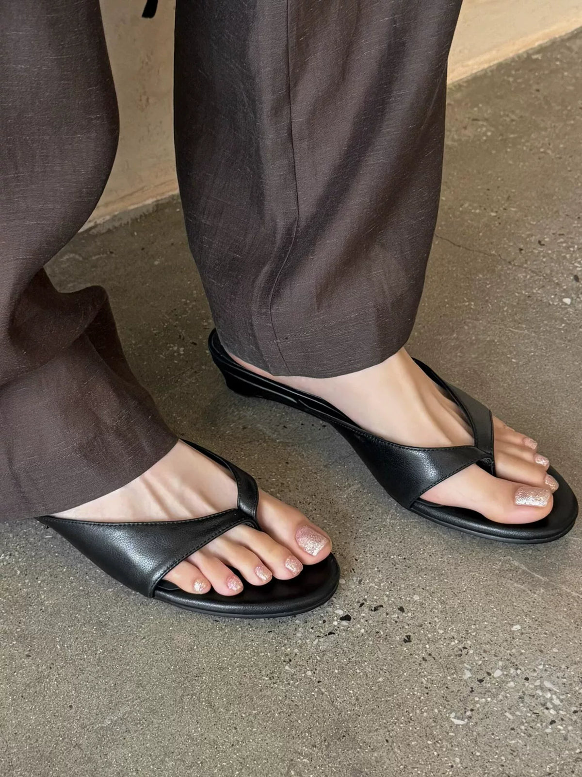 Korean Simple Wedge Sandals - 360 view 3