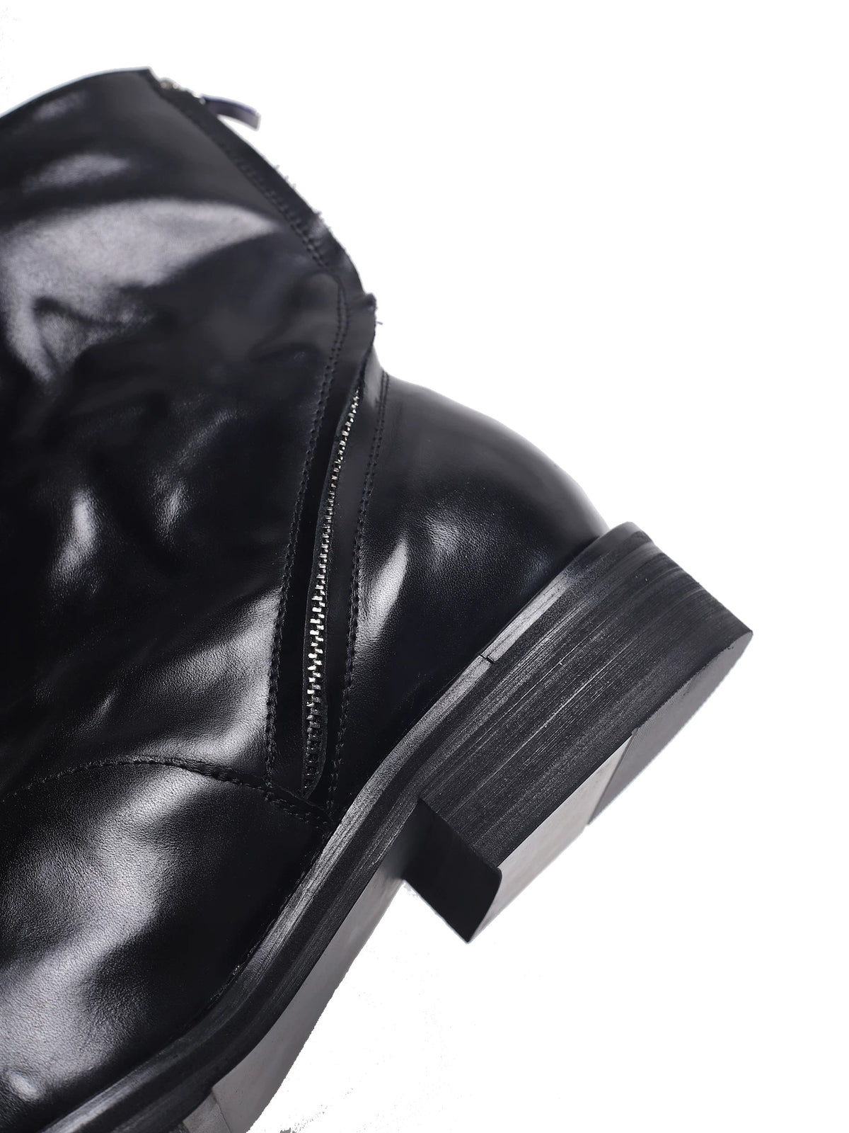 Black wrinkled leather ankle boots - zipper and heel detail