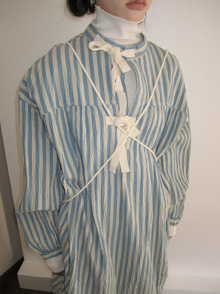 Lockeres Streifen-Hemdkleid
