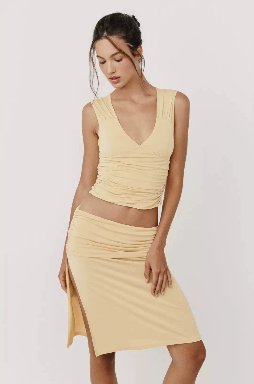 V-Neck Top & Midi Skirt - 360 view 3