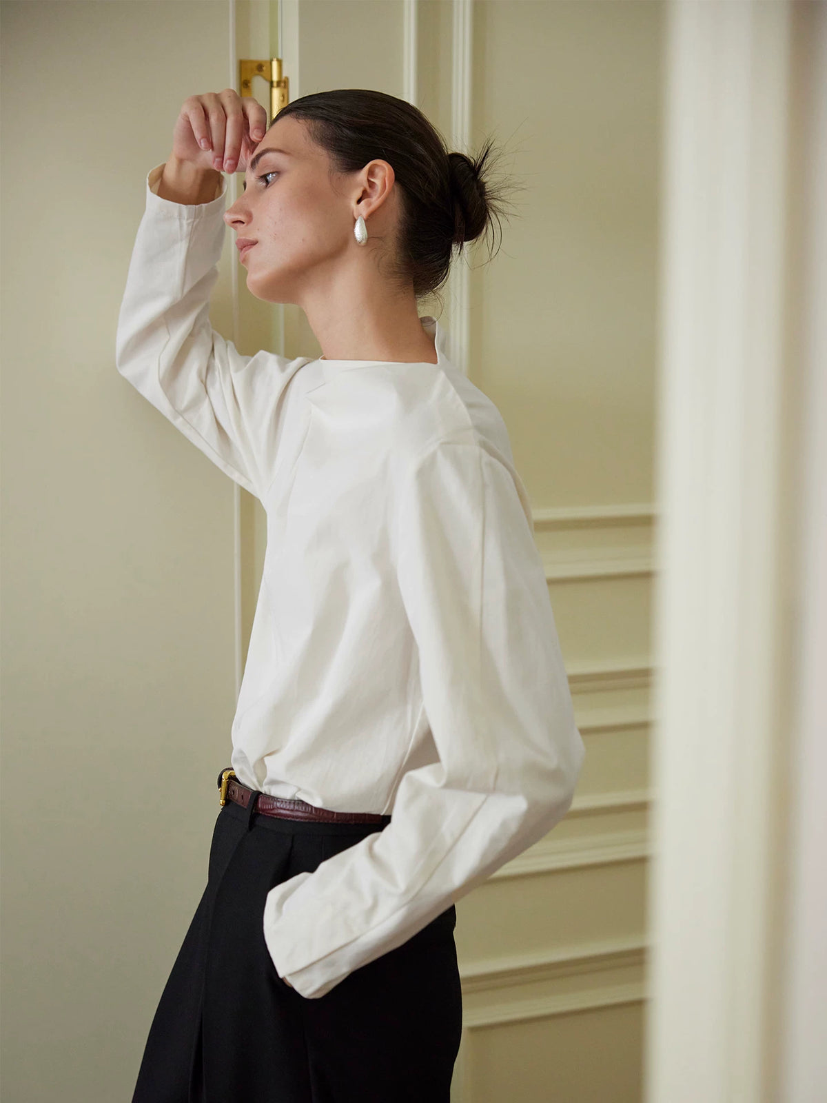 MOOFEEL Stand-Collar Shirt