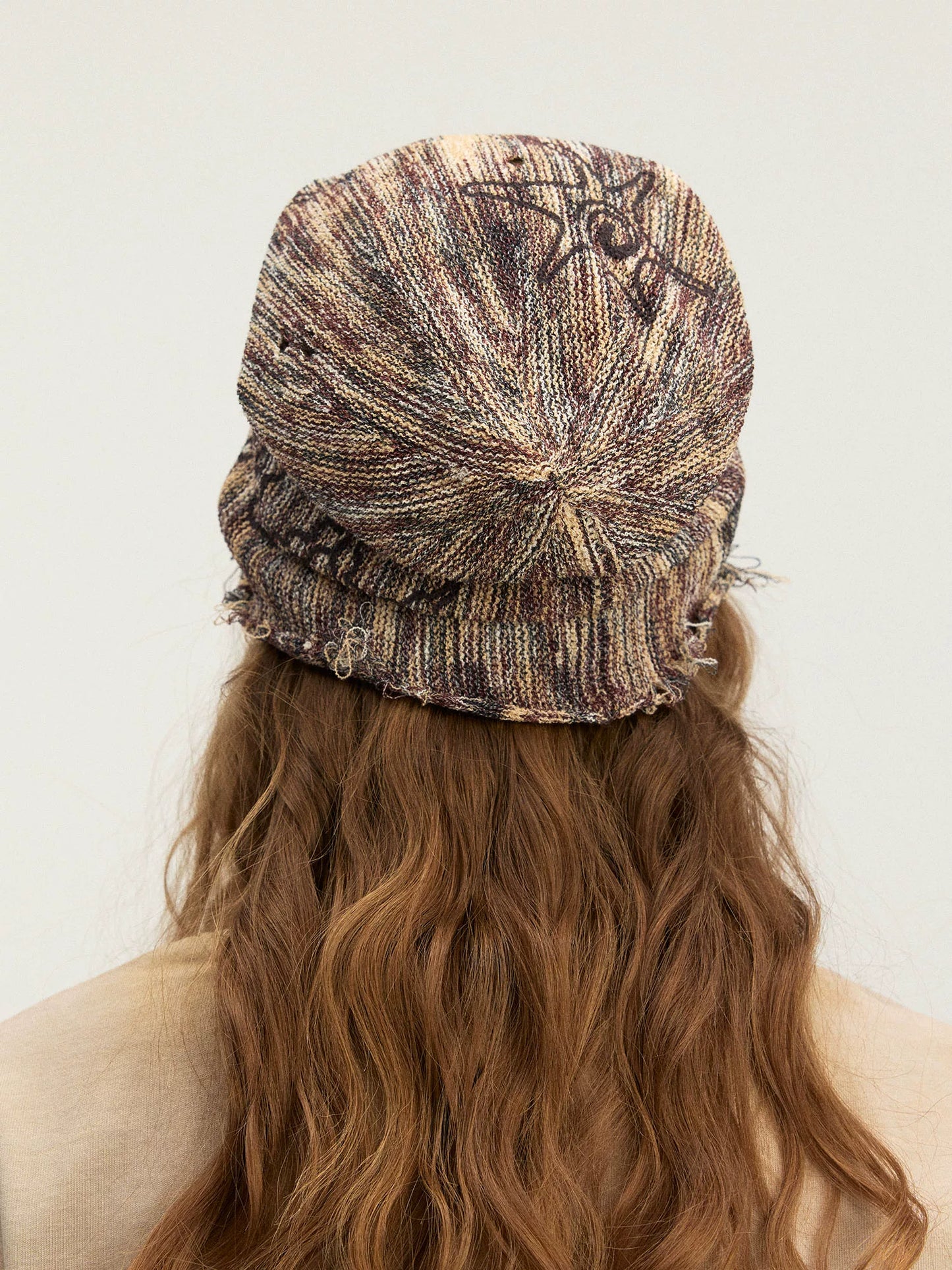 Distressed Starfish Graphic Knit Beanie, Vintage Washed Frayed Edge Winter Hat, Unisex Grunge Streetwear Cold Weather Cap