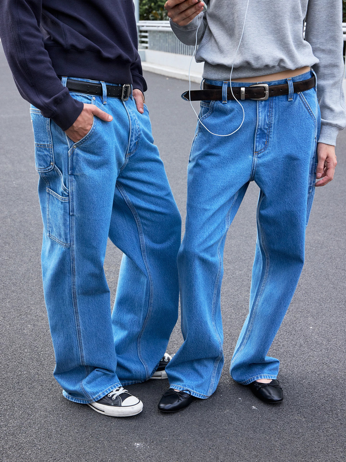 VLABMADE Mid-Wash Single-Knee Work Jeans