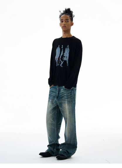 Black graphic T-shirt, side view