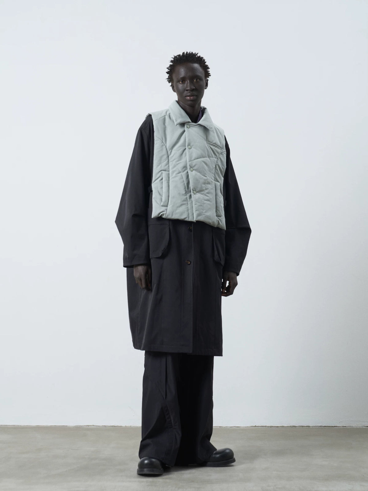 Color Block Puffer Vest black front view