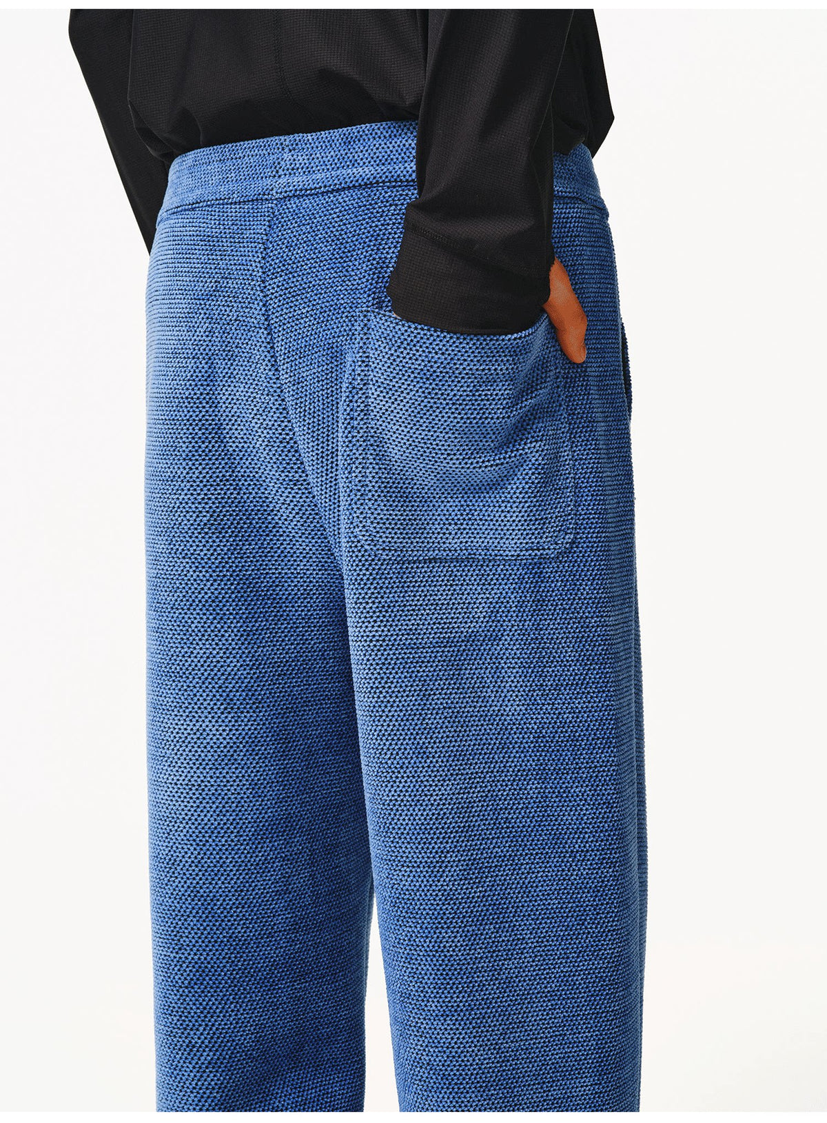 Close-up of the waffle-knit pants waistband