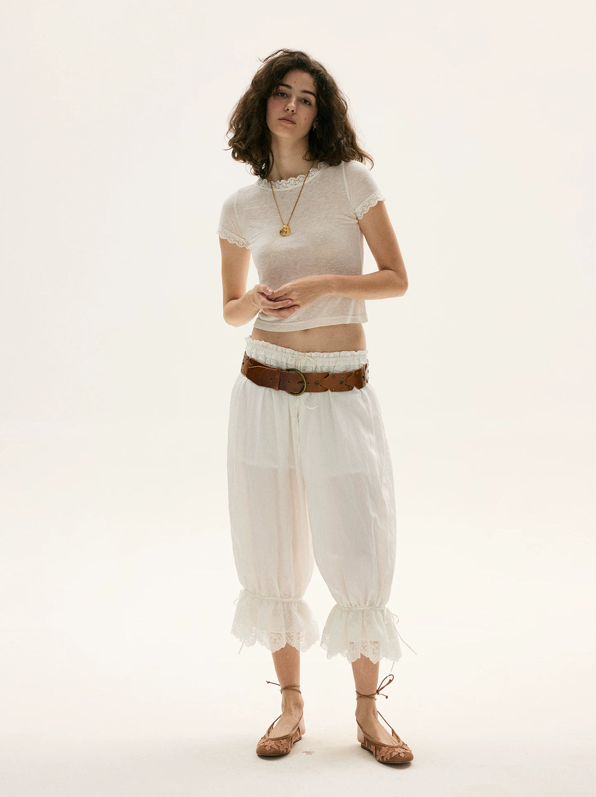 Lace-Trim Cropped Balloon Pants - 360 view 2
