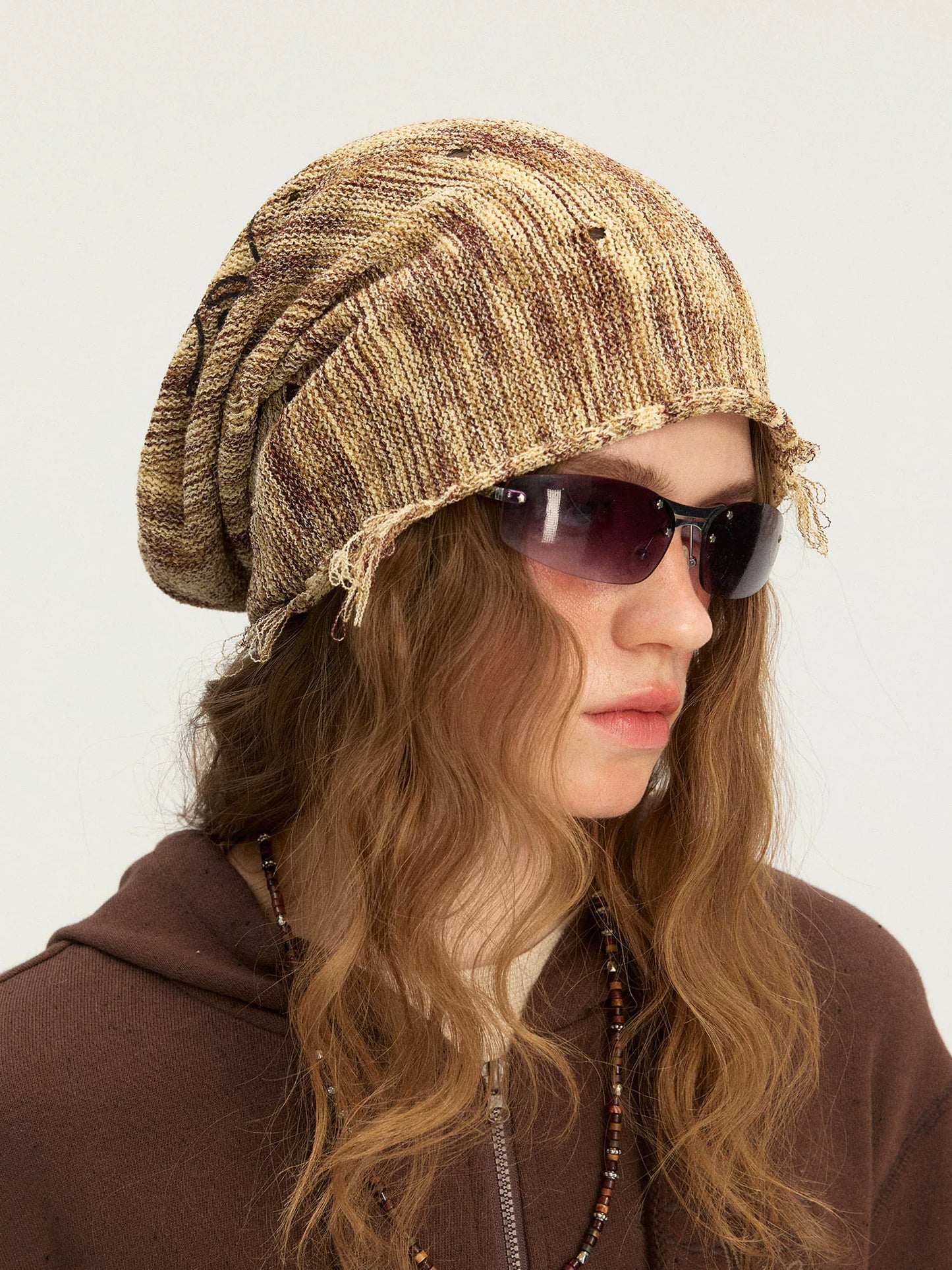 Distressed Starfish Graphic Knit Beanie, Vintage Washed Frayed Edge Winter Hat, Unisex Grunge Streetwear Cold Weather Cap