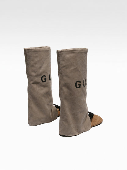 Khakifarbene Leder-Zehensteg-Stiefel mit hohem Schaft
