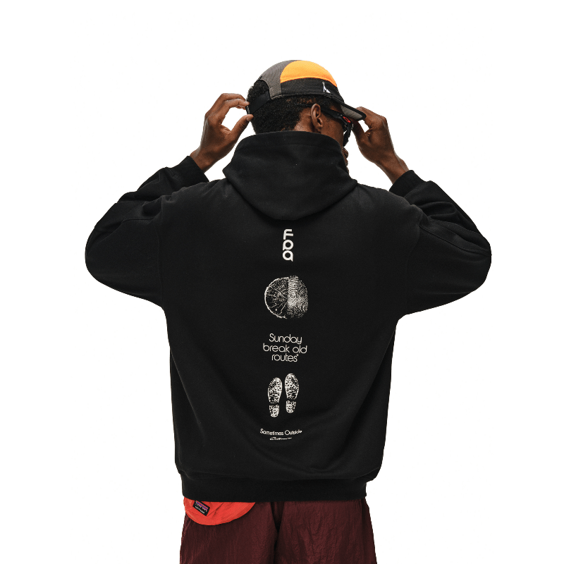 Men's women's outdoor print hoodie outfit - with burgundy shorts streetwear casual style