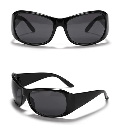 Lunettes de soleil oversize d’inspiration sportive — coloris noir