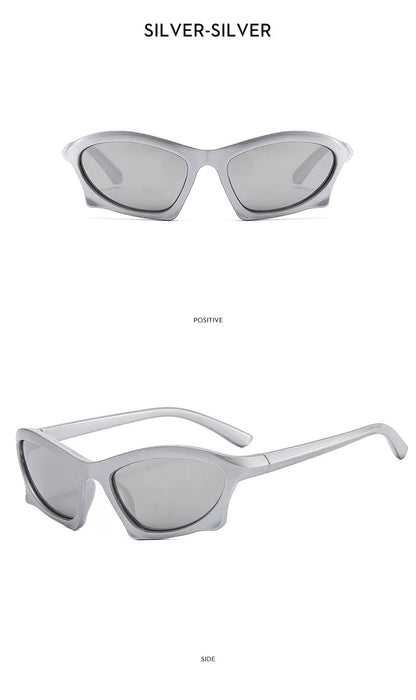 Lunettes de soleil angulaires d’inspiration sportive — coloris argenté ; détails de la monture et des verres