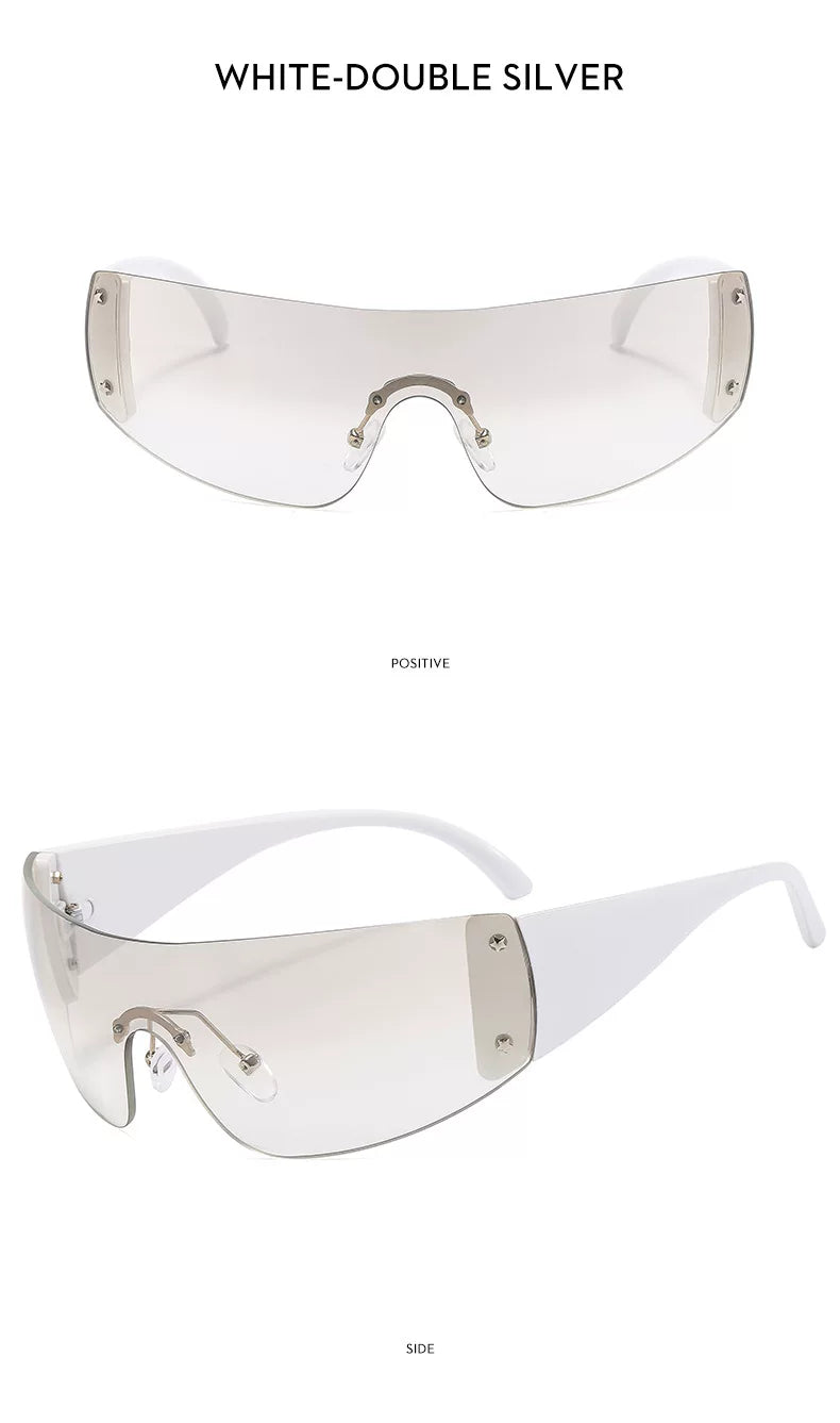 Lunettes de soleil masque à détails étoilés — coloris blanc, gris ; détails de la monture et des verres