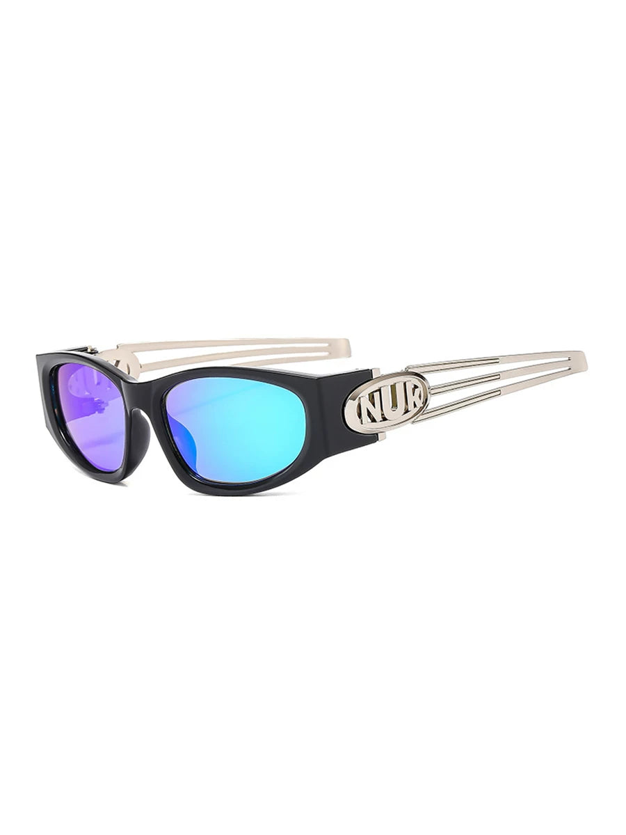 Lunettes de soleil Y2K à branches décoratives — coloris noir, bleu ; détails de la monture et des verres